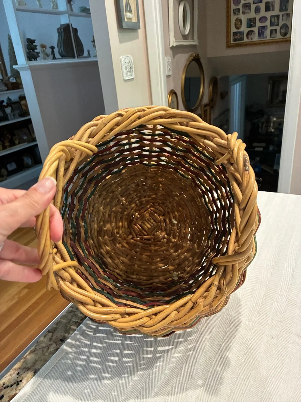 N/A handwoven wicker